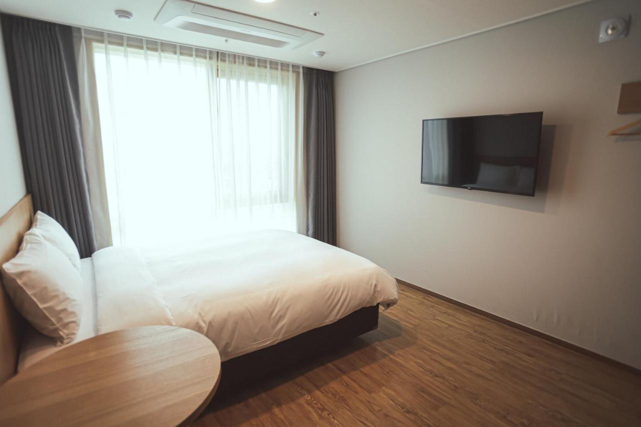 Hotel Kenny Yeosu Exterior photo