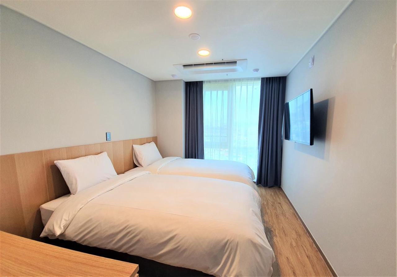 Hotel Kenny Yeosu Exterior photo